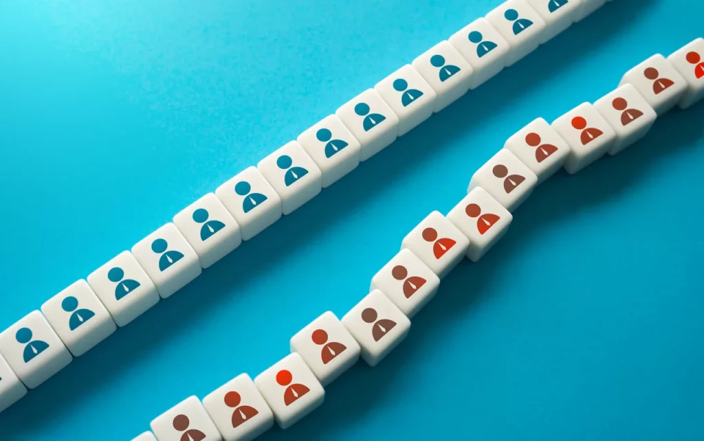 Tiles of people icon